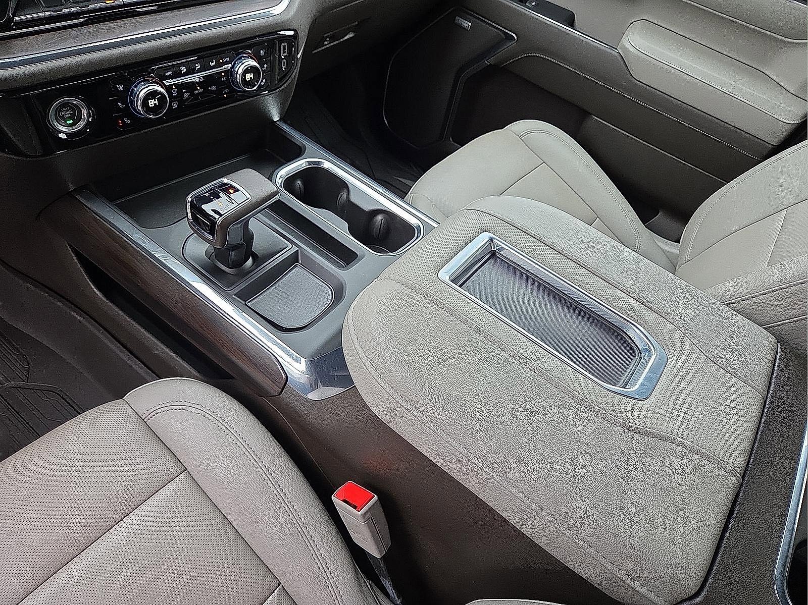 Used 2022 GMC Sierra 1500 SLT w/ SLT Convenience Package image 22