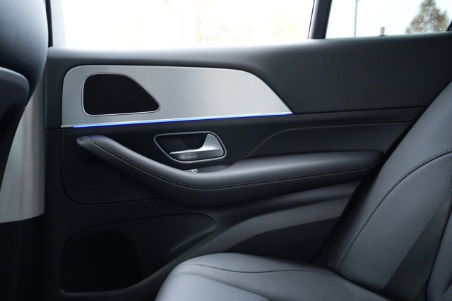 Certified 2025 Mercedes-Benz GLE 450e 4MATIC image 44