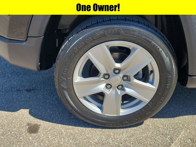 Used 2022 Jeep Compass Latitude AWD/4WD image 7