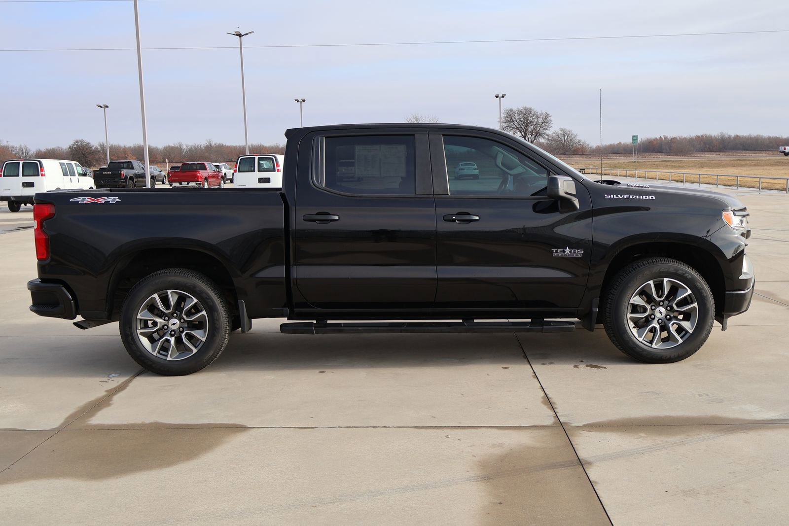 Used 2022 Chevrolet Silverado 1500 RST w/ Protection Package image 8