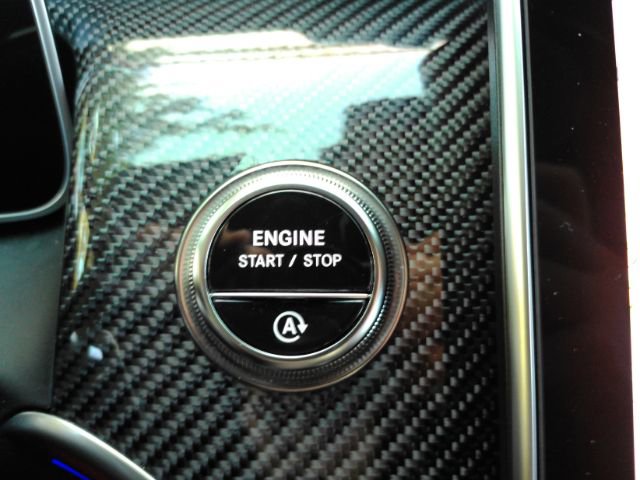 Used 2025 Mercedes-Benz GLC 43 AMG 4MATIC image 44