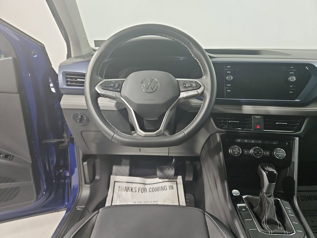 Certified 2024 Volkswagen Taos SE w/ Black Wheel Package image 16