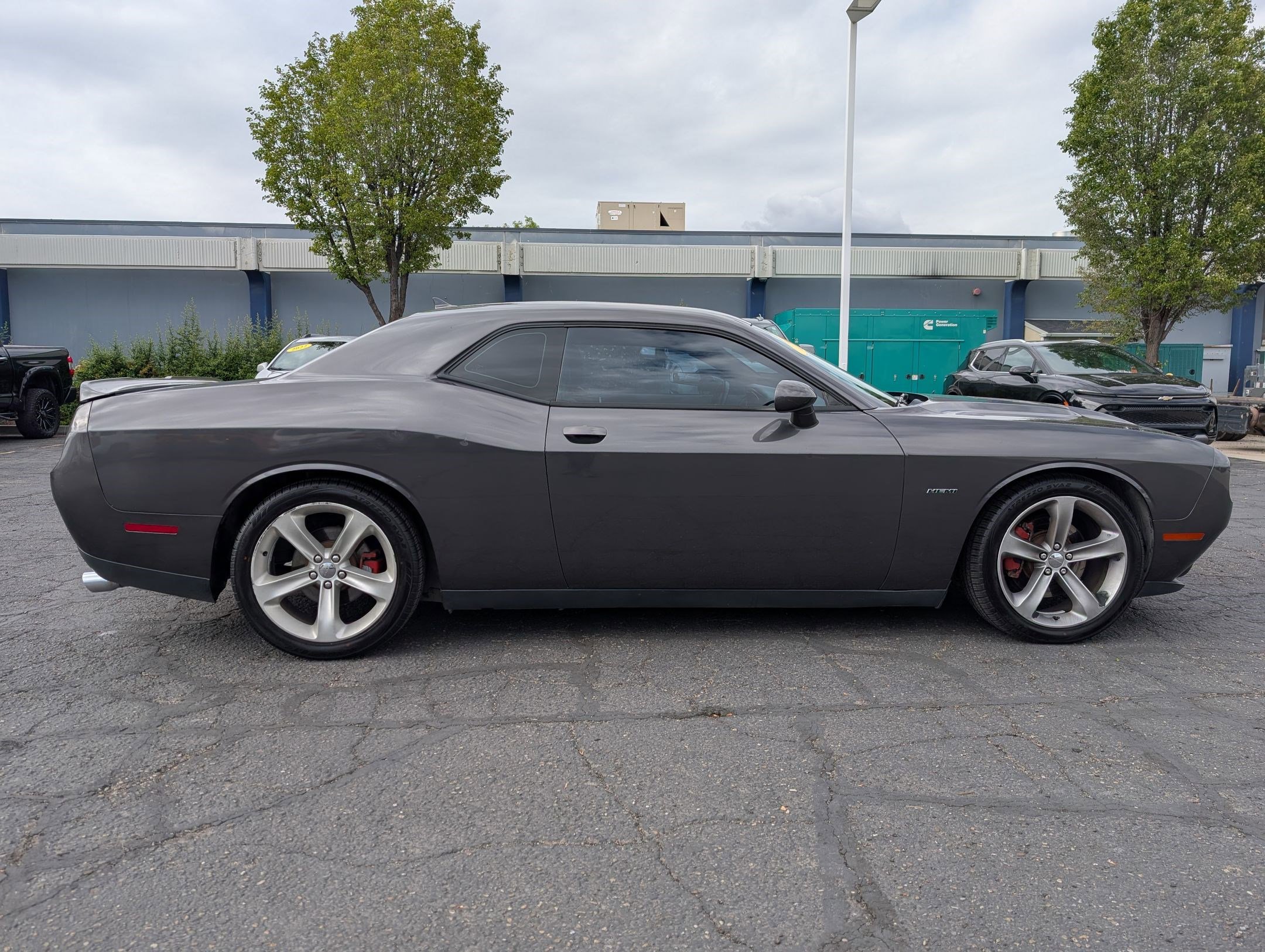 Used 2015 Dodge Challenger R/T Plus RWD image 5