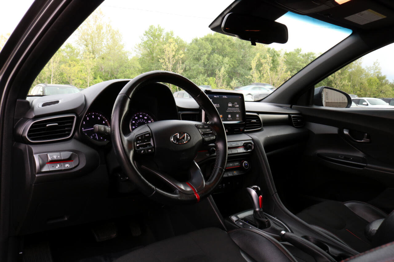 Used 2020 Hyundai Veloster 2.0 Premium image 19