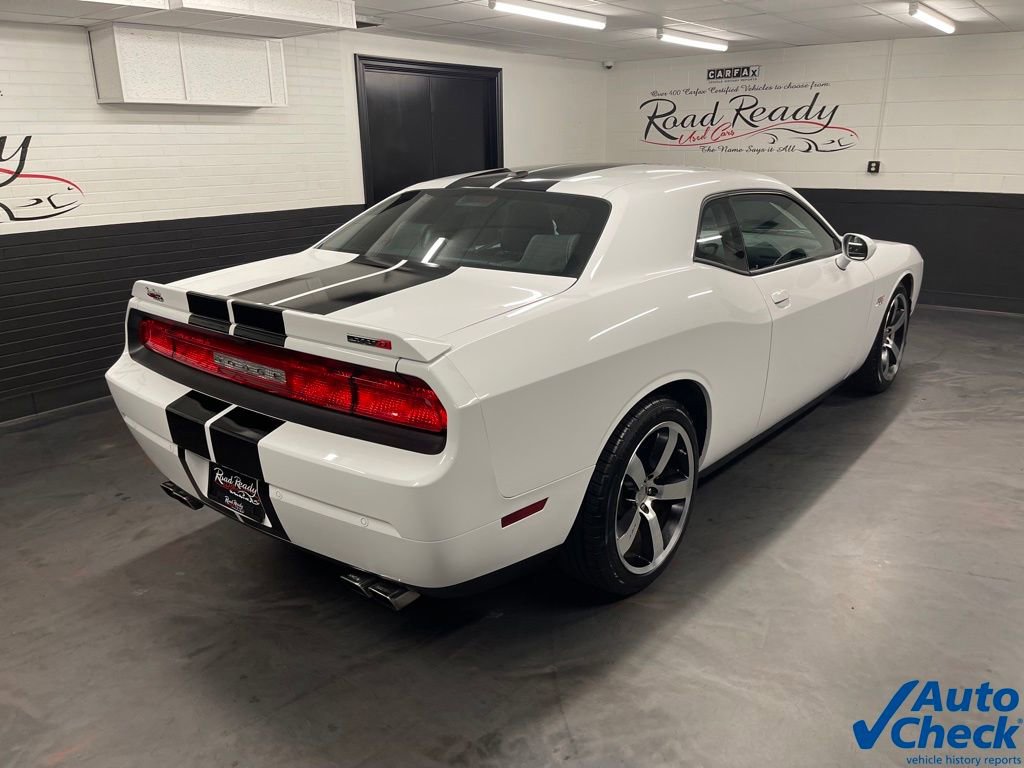 Used 2014 Dodge Challenger SRT8 image 11