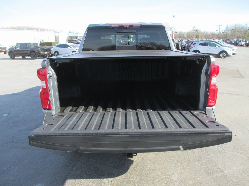 Used 2020 Chevrolet Silverado 1500 High Country w/ Technology Package image 7