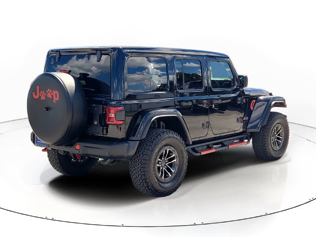 Used 2025 Jeep Wrangler Unlimited Rubicon AWD/4WD image 5