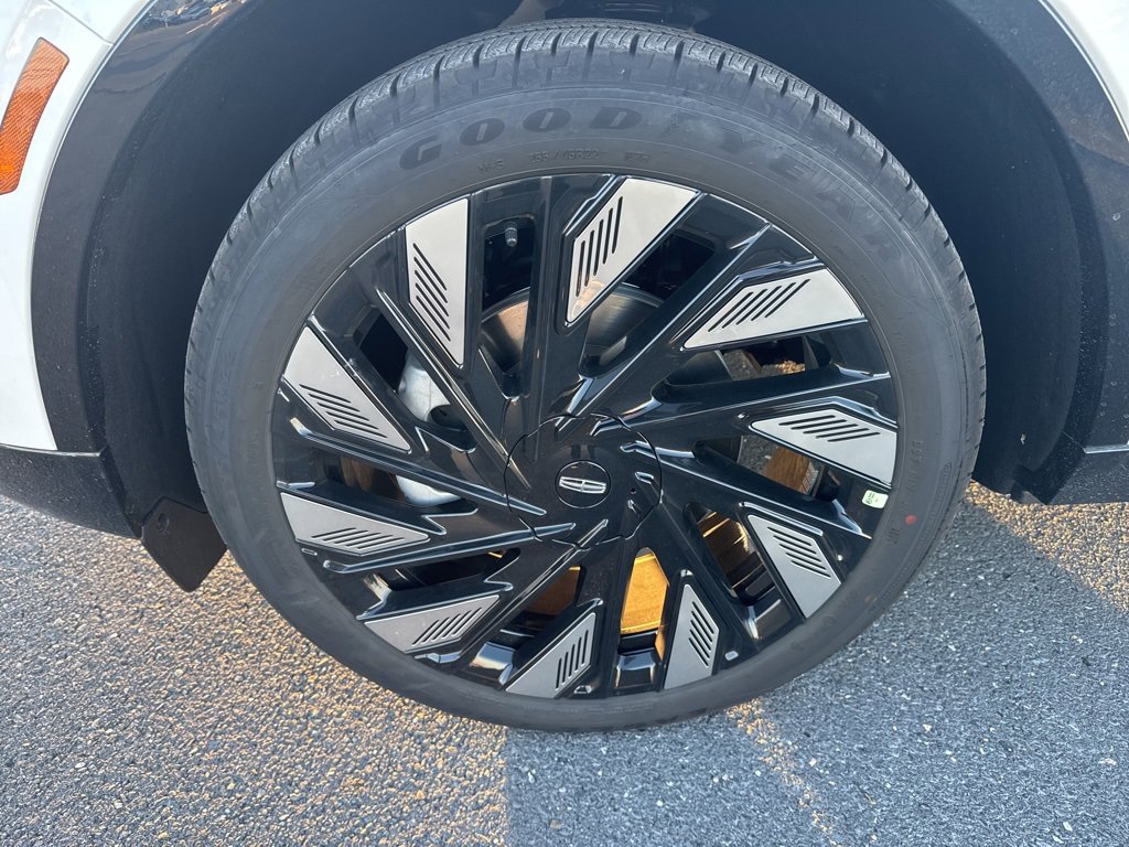 New 2026 Lincoln Nautilus Reserve w/ Jet Appearance Package image 13