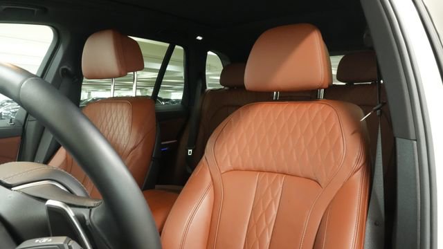 Certified 2025 BMW X5 xDrive40i w/ Premium Package image 11