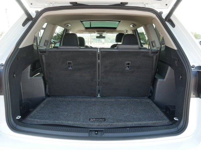 Certified 2026 Volkswagen Atlas SE w/ Panoramic Sunroof Package AWD/4WD image 17