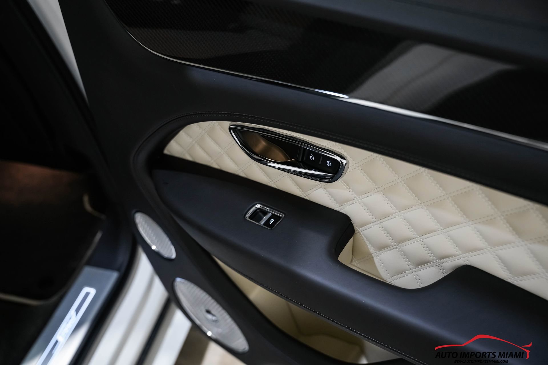 Used 2022 Bentley Bentayga Speed image 60