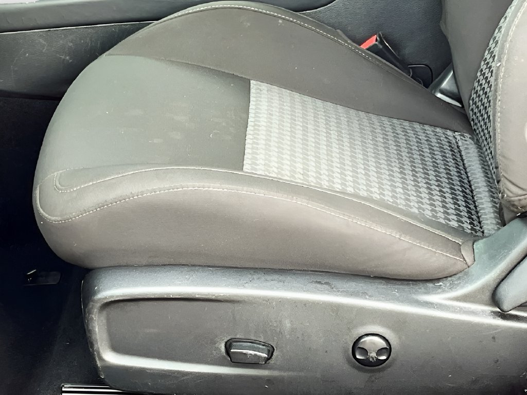 Used 2023 Dodge Challenger R/T Scat Pack RWD image 19