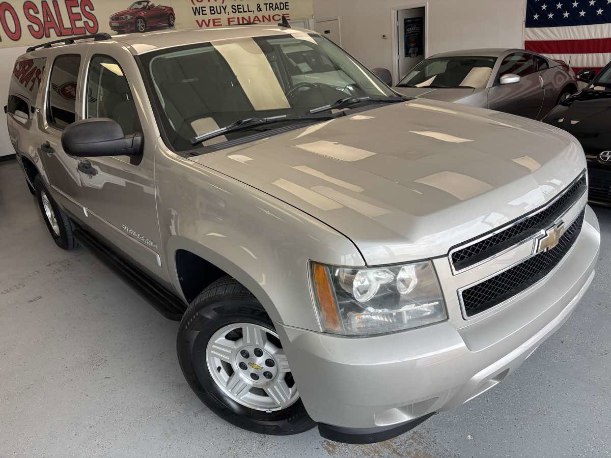 Used 2008 Chevrolet Suburban LS image 5