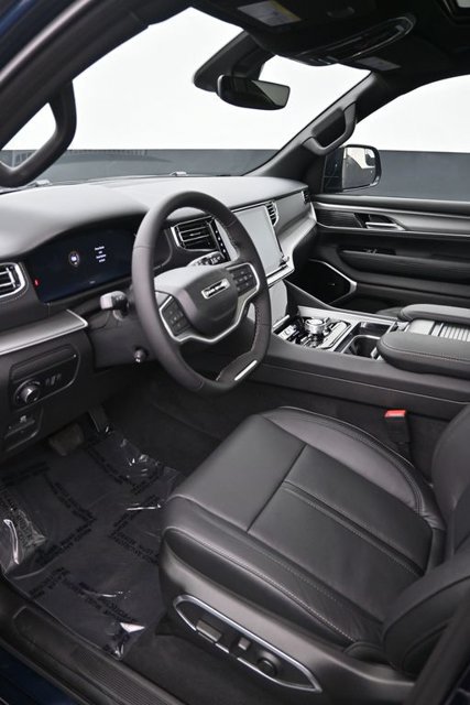New 2026 Jeep Grand Wagoneer L Limited AWD/4WD image 7