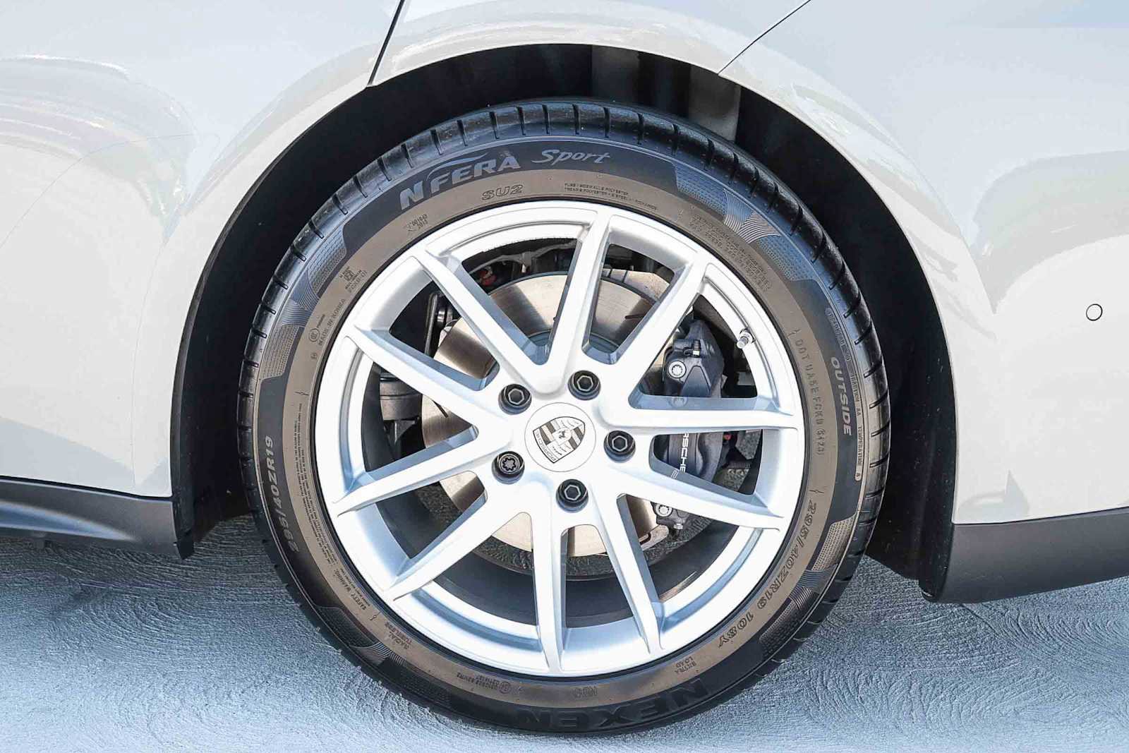 Used 2025 Porsche Panamera 4 image 13