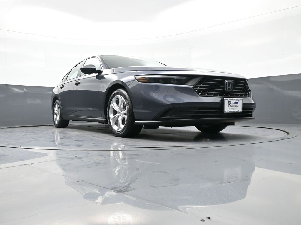 Certified 2023 Honda Accord LX image 27