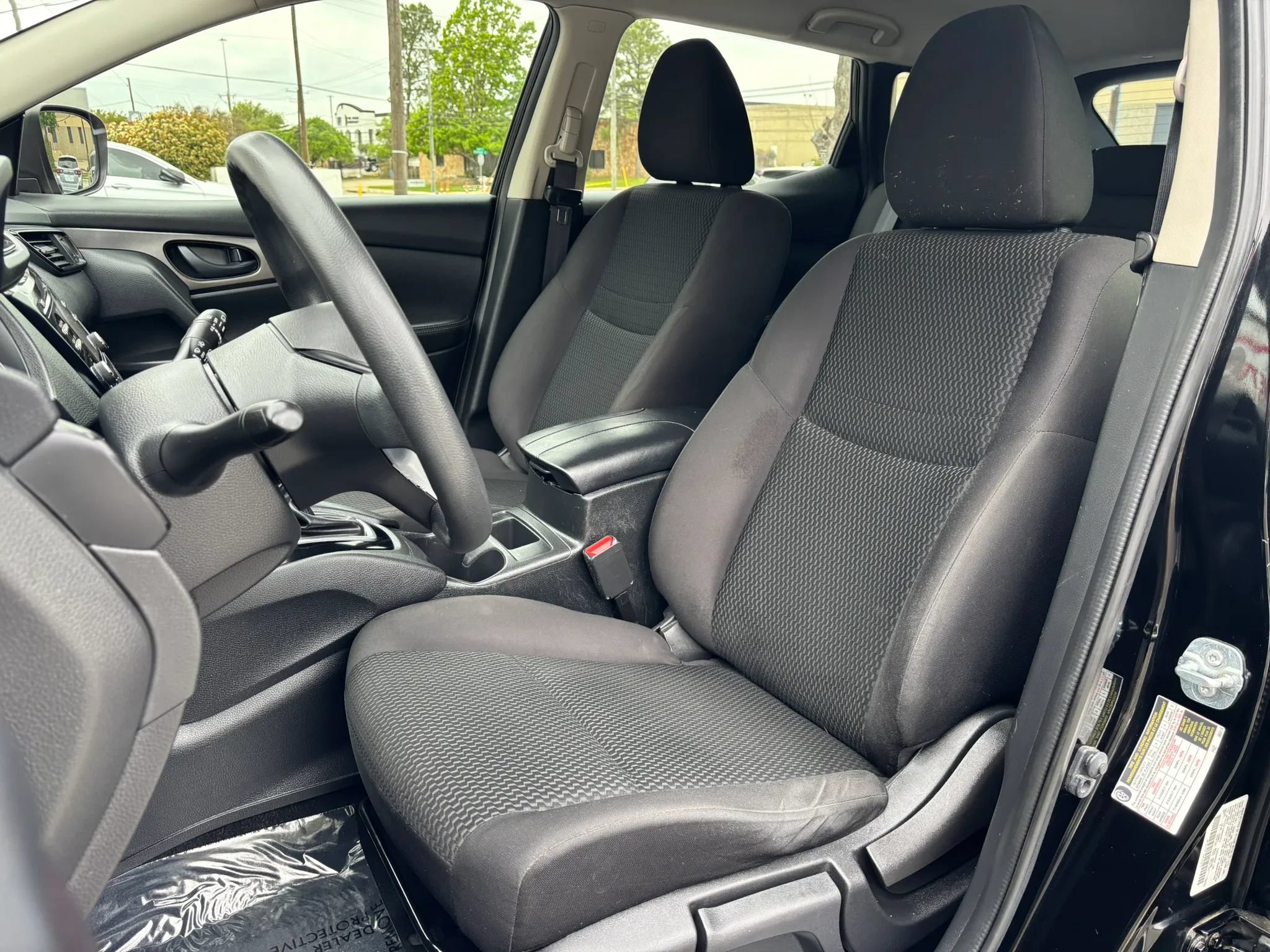 Used 2017 Nissan Rogue Sport S w/ S Appearance Package FWD image 11