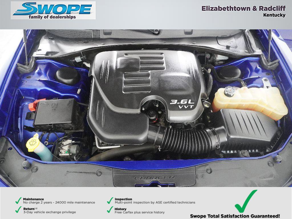 Used 2022 Dodge Charger SXT w/ Blacktop Package image 27