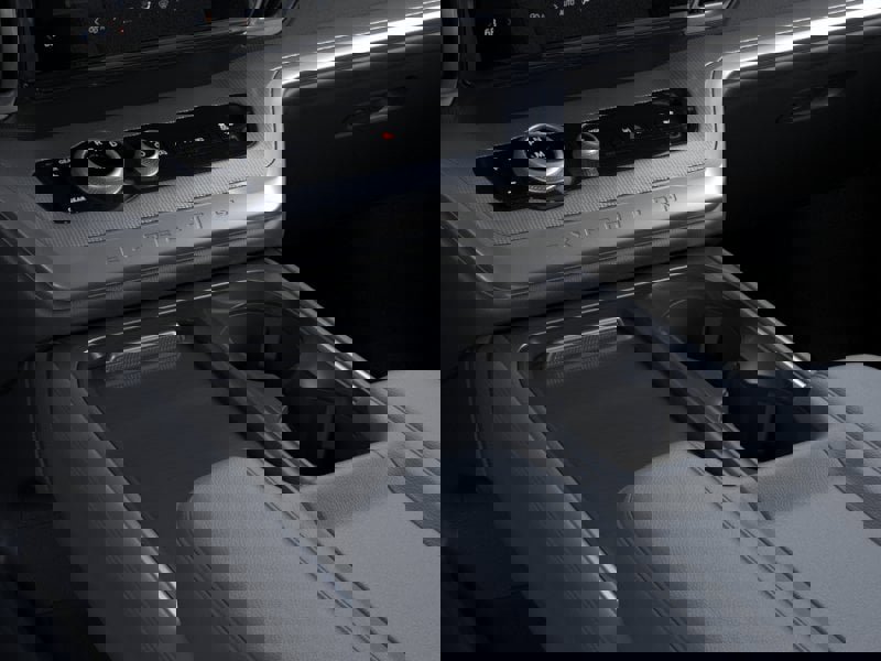 New 2026 Ford Expedition Active image 15