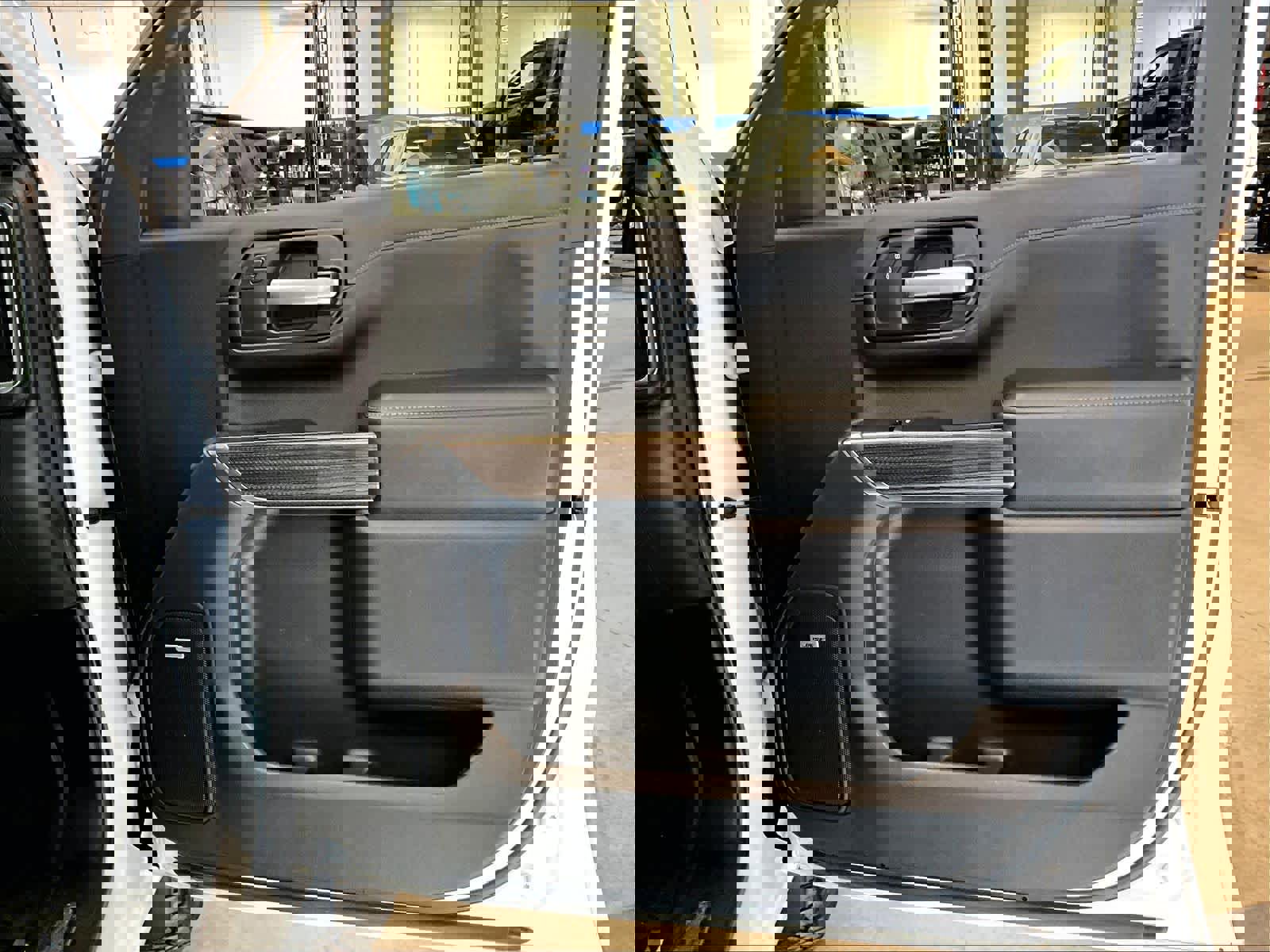 Used 2020 Chevrolet Silverado 1500 LT Trail Boss image 12