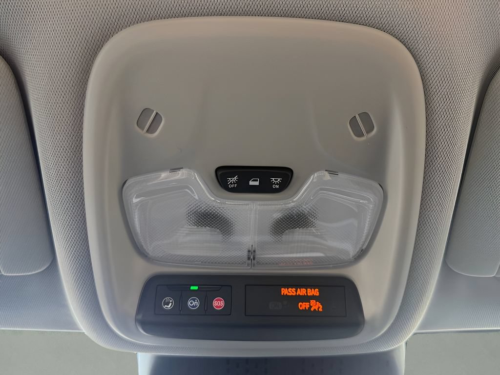 New 2027 Chevrolet Bolt LT FWD image 21