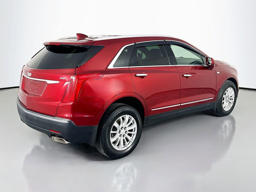 Used 2019 Cadillac XT5 AWD image 7