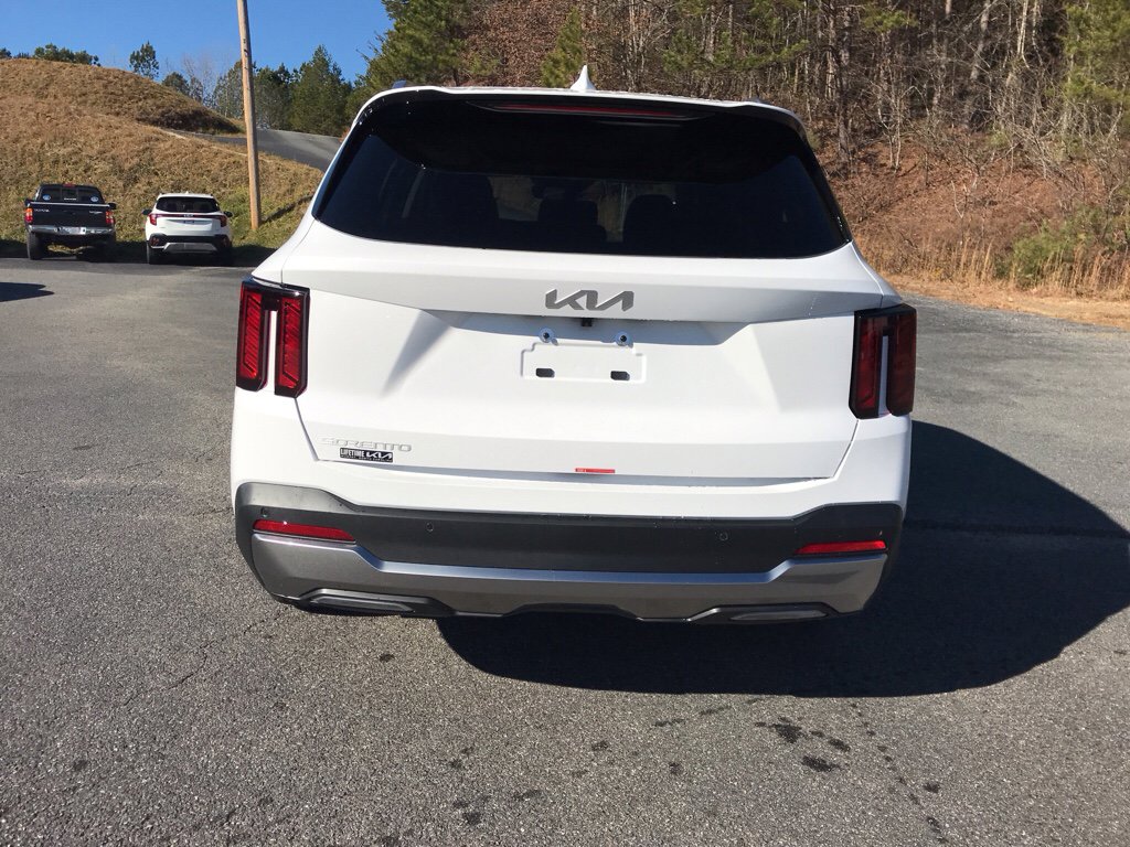 New 2026 Kia Sorento S w/ S Panoramic Sunroof Package image 19
