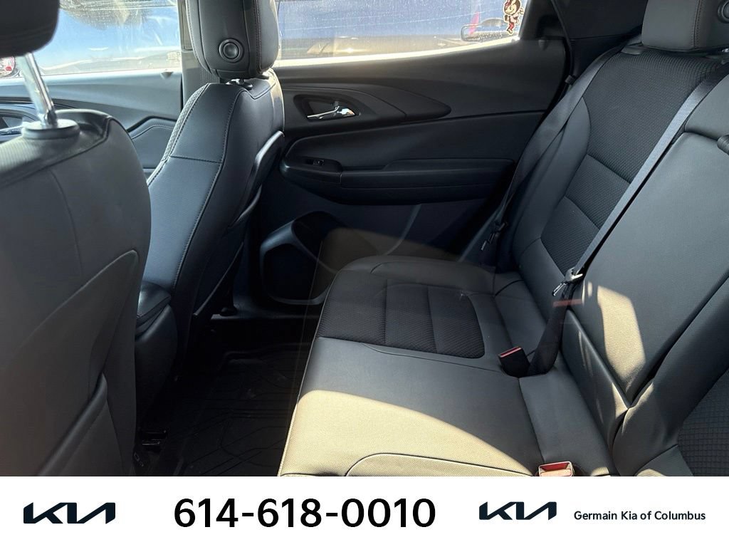 Used 2021 Chevrolet TrailBlazer RS w/ Technology Package FWD image 10
