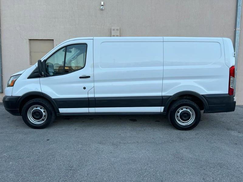 Used 2016 Ford Transit 150 130 Low Roof RWD image 10