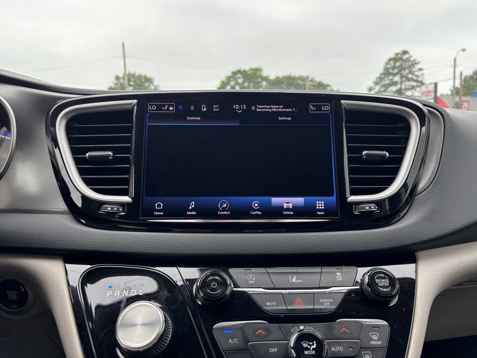 Used 2022 Chrysler Pacifica Touring-L FWD image 20