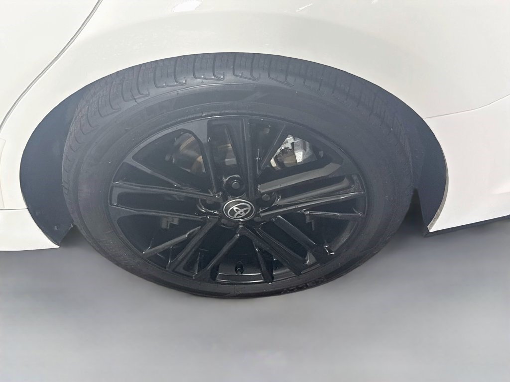 Used 2025 Toyota Camry SE FWD image 36