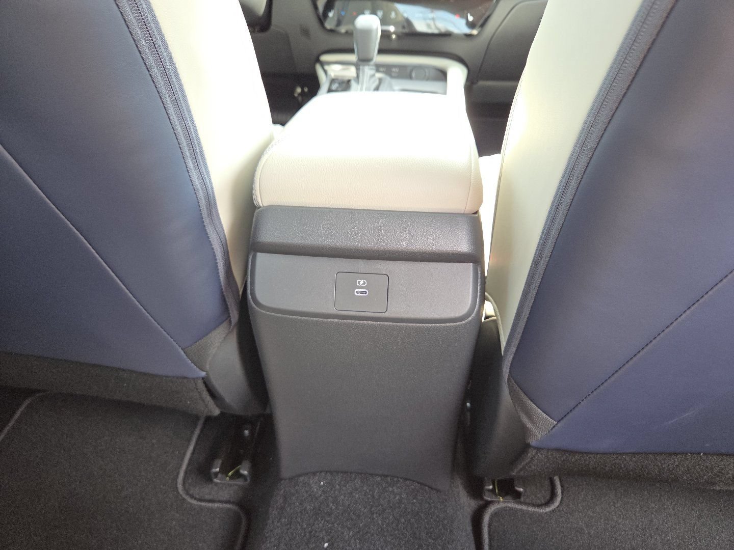 New 2026 Nissan Sentra SL w/ Floor Mat Package FWD image 26
