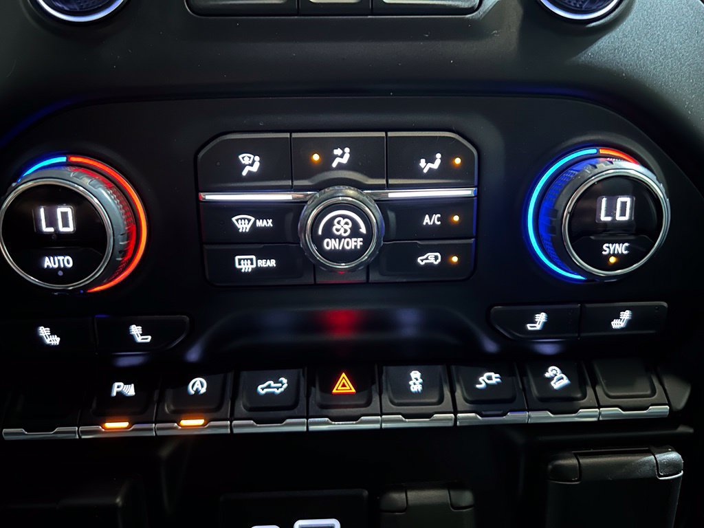 Used 2019 Chevrolet Silverado 1500 RST w/ True North Edition AWD/4WD image 36