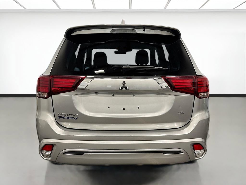 Used 2022 Mitsubishi Outlander LE AWD/4WD image 5