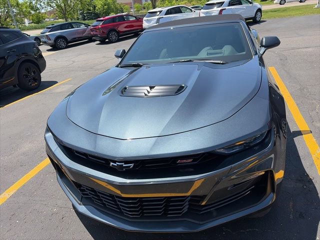 Certified 2023 Chevrolet Camaro SS RWD image 2