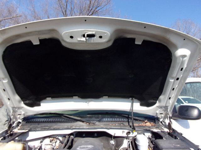 Used 2007 Chevrolet Silverado 2500 W/T image 14