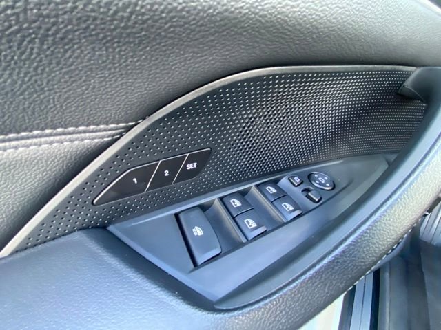 Used 2021 BMW 430i Convertible image 19