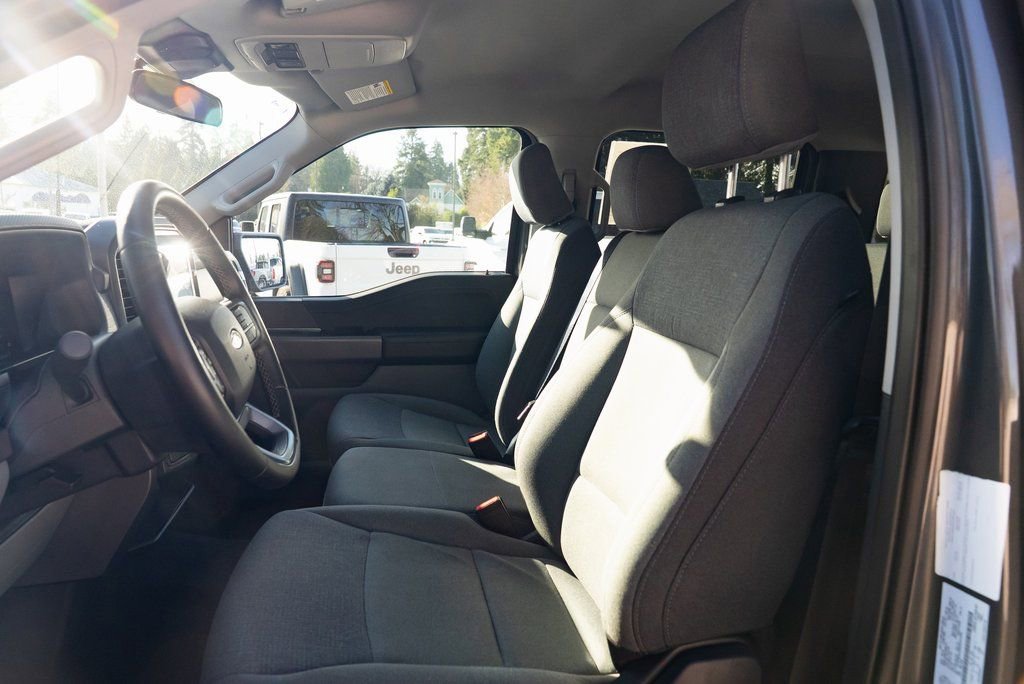 Used 2025 Ford F150 XLT w/ Equipment Group 301A Standard image 16