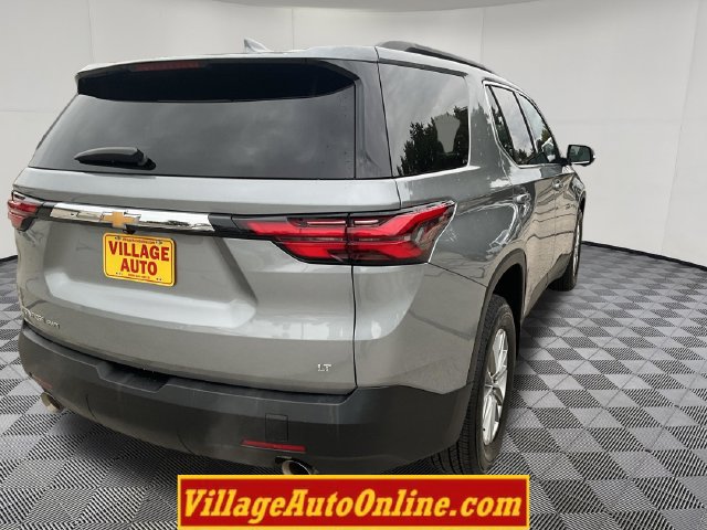 Used 2023 Chevrolet Traverse LT w/ LPO, Cargo Package AWD/4WD image 19