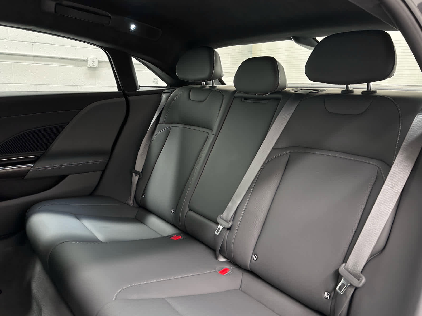 Used 2024 Lucid Air Touring image 16