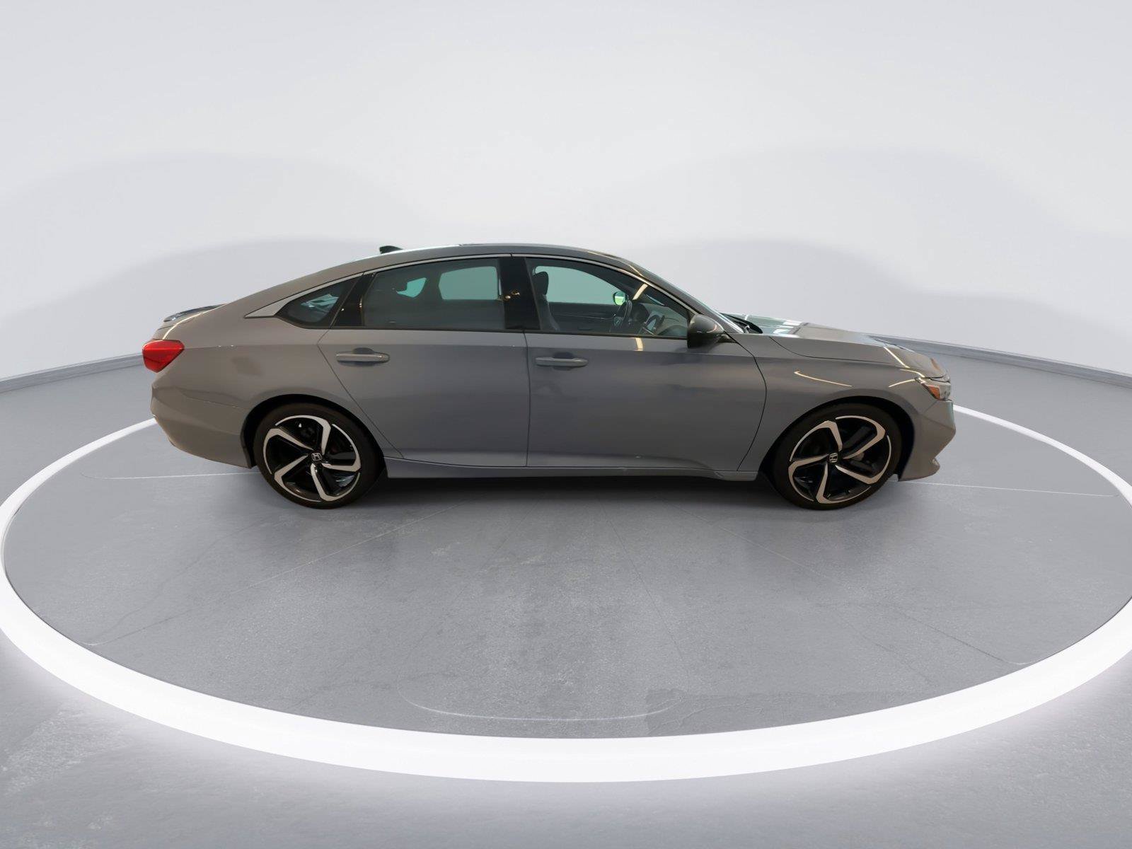 Used 2022 Honda Accord Sport image 8