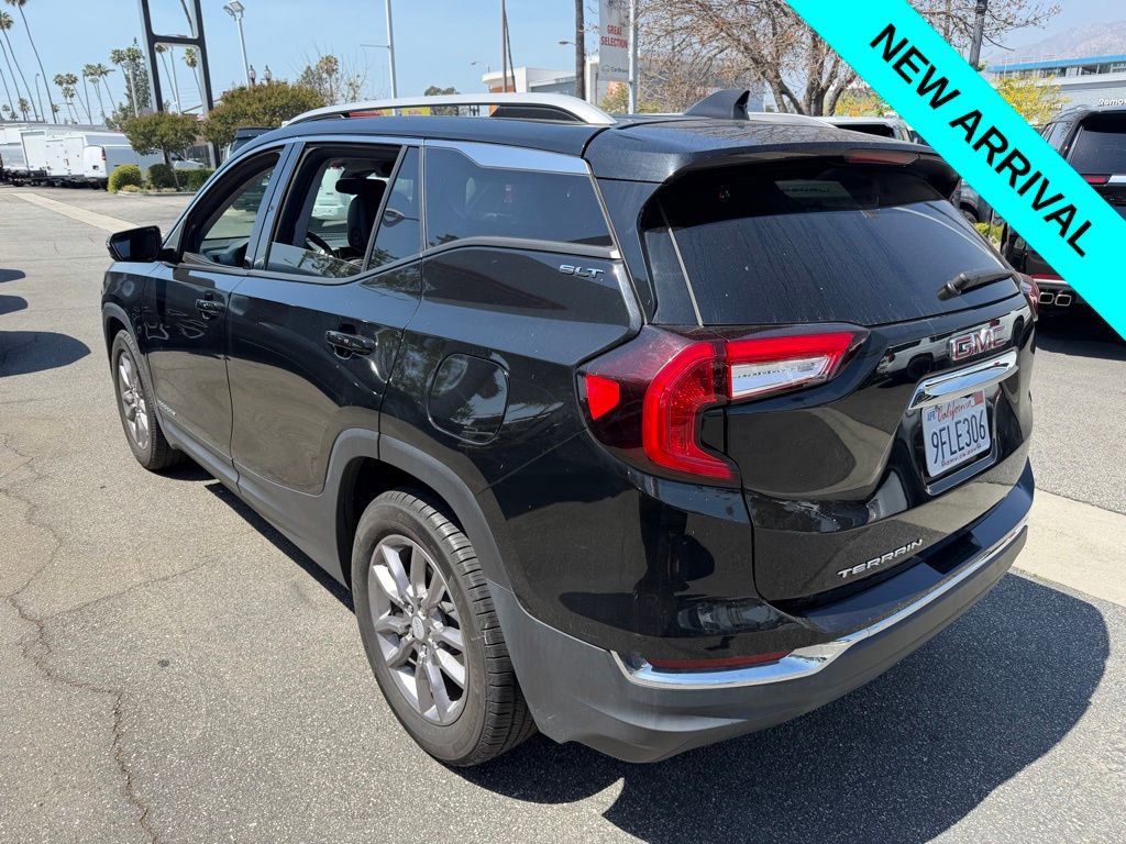 Used 2022 GMC Terrain SLT image 4