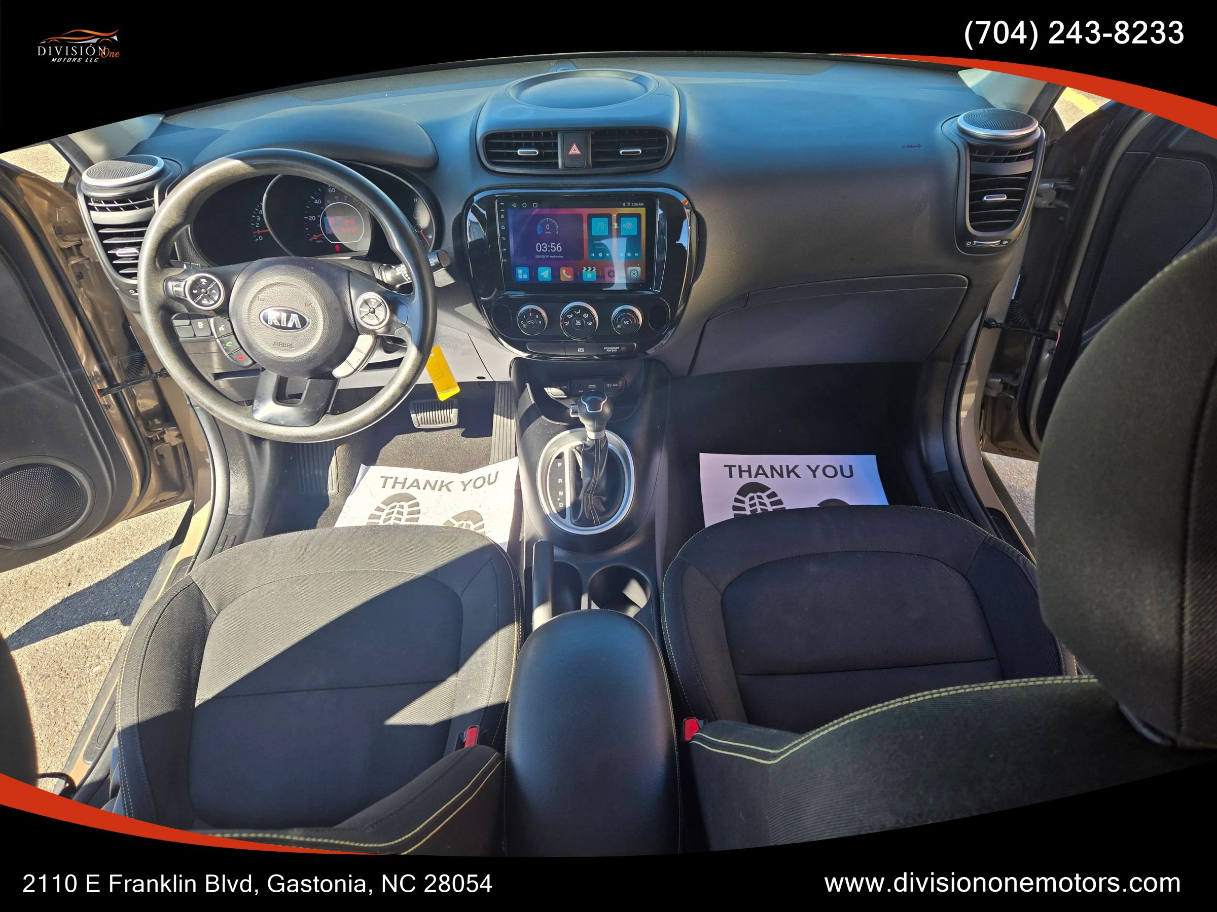 Used 2015 Kia Soul + image 14