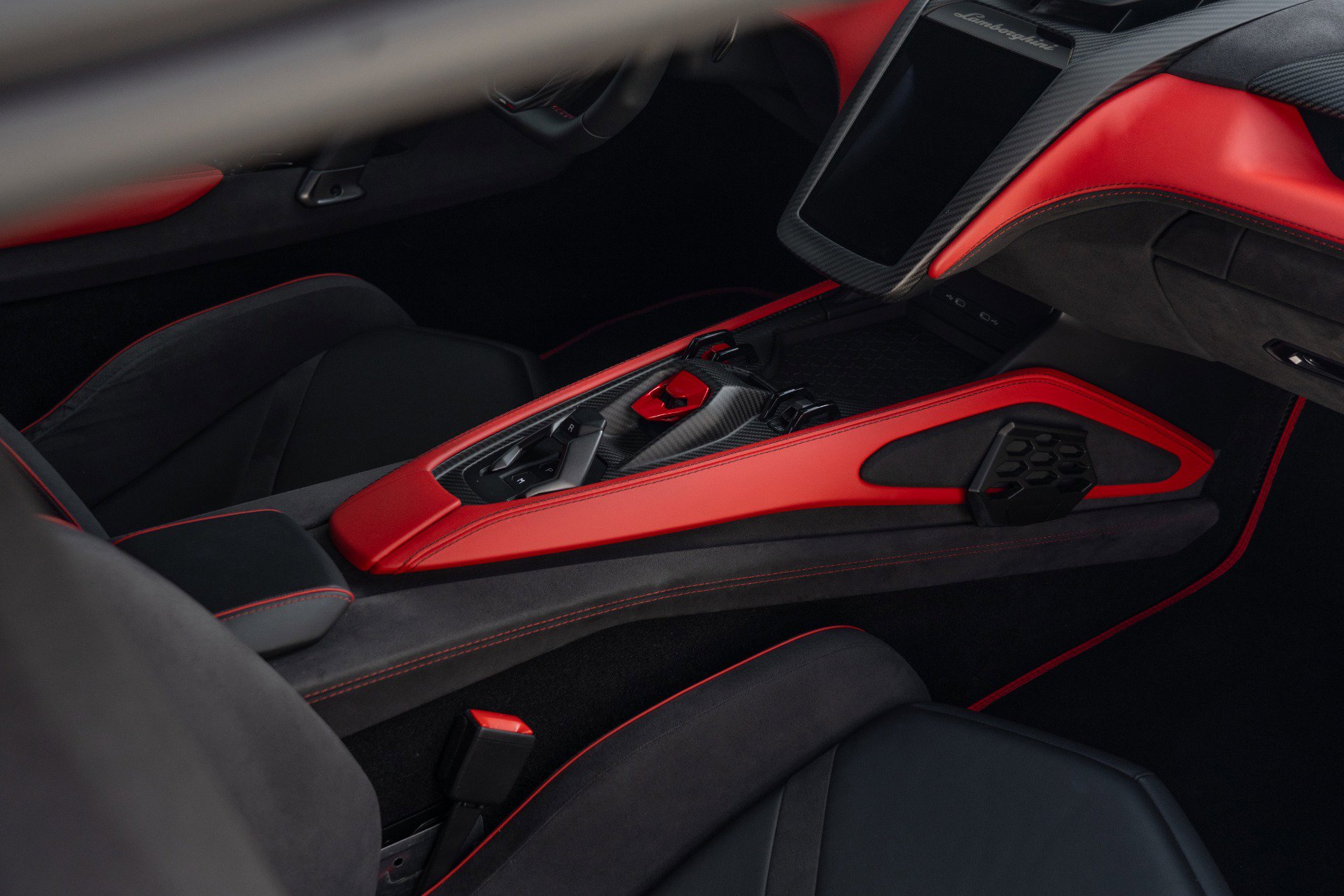 Used 2024 Lamborghini Revuelto image 42