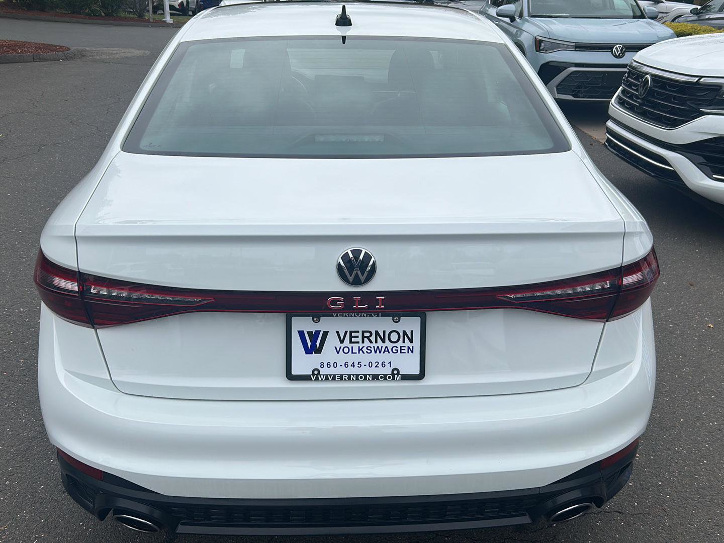 Used 2025 Volkswagen Jetta GLI Autobahn image 3