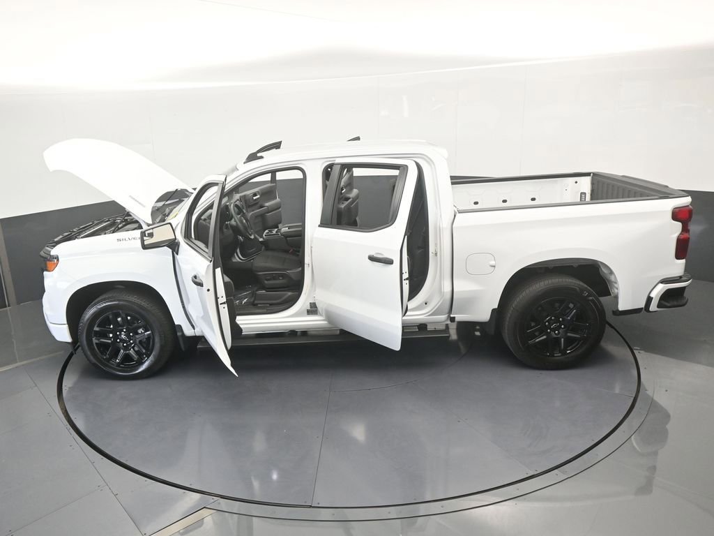 Used 2025 Chevrolet Silverado 1500 Custom image 68