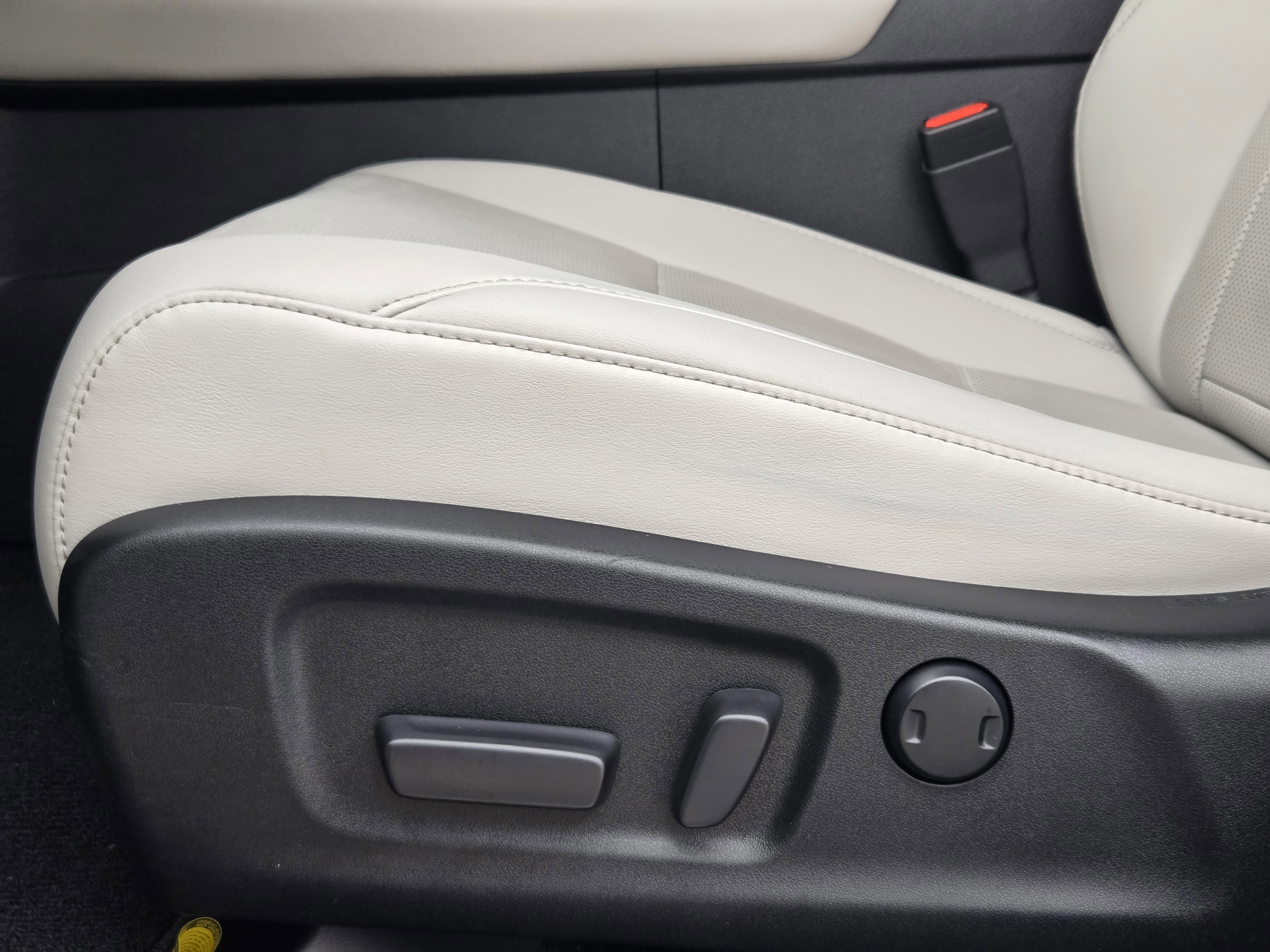 Used 2020 Lexus RX 350 FWD w/ Premium Package image 24