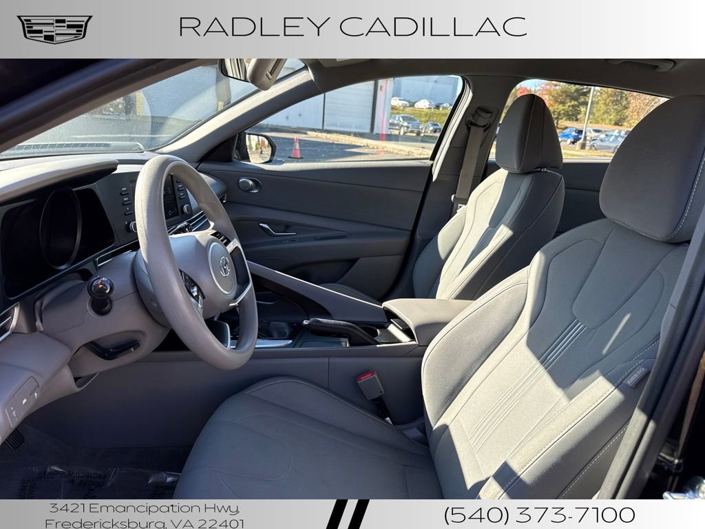 Used 2022 Hyundai Elantra SEL image 13