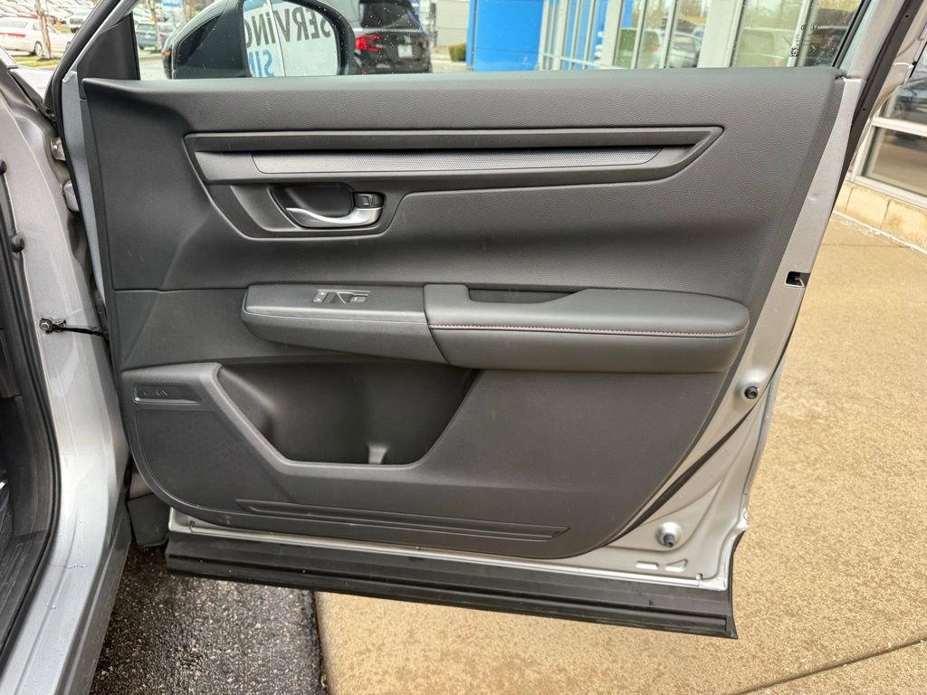 Used 2023 Honda CR-V Sport image 45