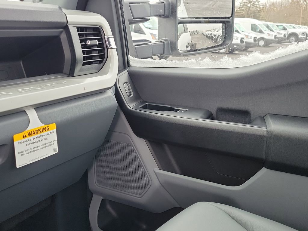 New 2026 Ford F350 XL w/ XL Chrome Package image 30